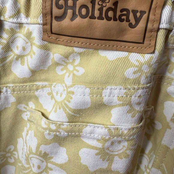 Holiday The Label High Waisted Print Denim Pants - Picture 6 of 14